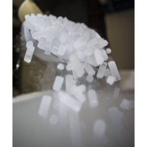 Dry Ice Solid Carbon Dioxide for Industrial Cooling, Food Preservation and Cold Chain Transportation